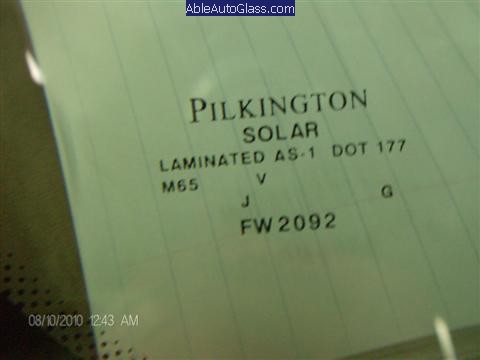 BMW-323i-1999-Windshield-Replace-Bug-Pilkington-Solar-Glass