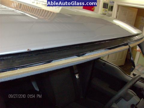 Ford F150 2005-2008 Standard Cab Windshield Repalcement - We Prime to Help Prevent Future Rust