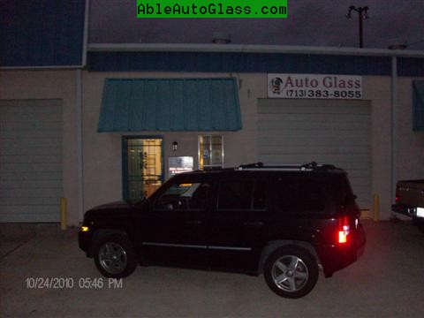 Jeep Patriot 2007-2011 Windshield - Replacement - Ready For Delivery - Night View